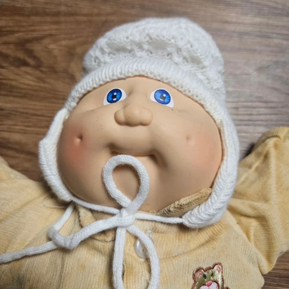 Vintage 1983 Cabbage Patch Boy Doll 16